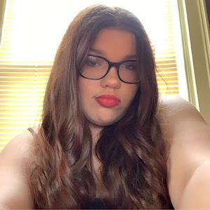 Meet your Posher, Corinne